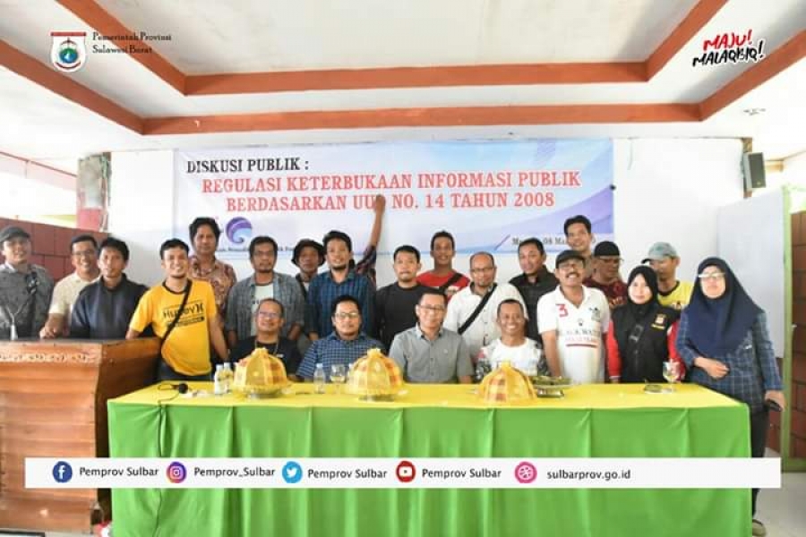 Dinas Kominfo,Persandian Dan Statistik Sulbar Gelar Diskusi Publik Regulasi Keterbukaan Informasi Publik Berdasarkan UU Nomor 14 Tahun 2008