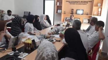 Rapat Internal Lingkup Sekretariat Dinas Kominfoperss
