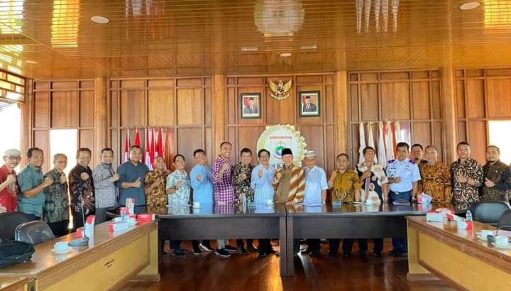 Rapat Pembahasan Rancangan Peraturan Daerah Jaringan Utilitas Terpadu