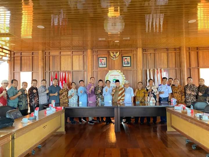 Rapat Pembahasan Rancangan Peraturan Daerah Jaringan Utilitas Terpadu