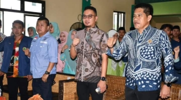 Kuliah Umum di Alsyariah Mandar