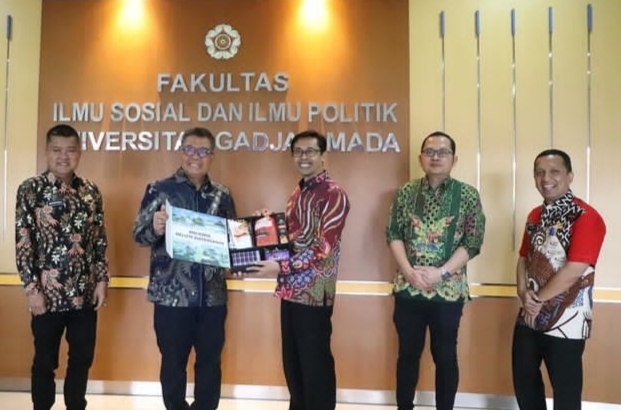 Kunjungan Ke UGM