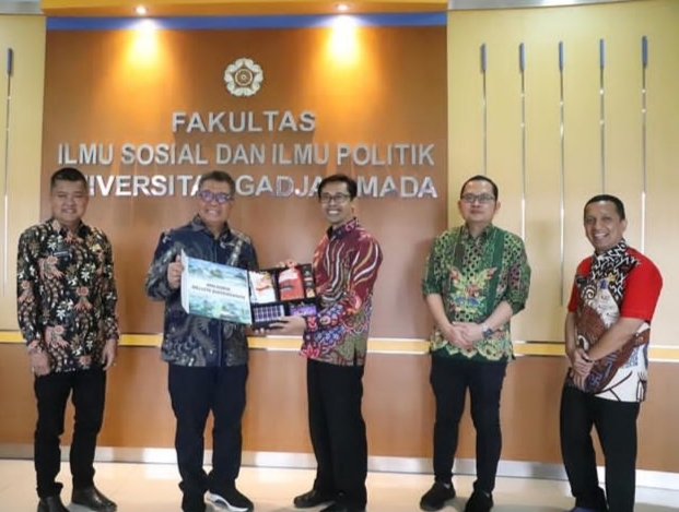 Kunjungan Ke UGM