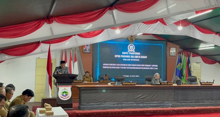 Sekretaris DPRD Sulbar Sampaikan Hasil Rapat Paripurna Penyerahan dan Penjelasan Gubernur Sulbar terhadap Ranperda Pertanggungjawaban APBD Sulbar 2023