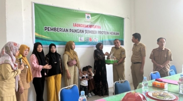 Dinas Ketapang Salurkan Bantuan Pangan Sumber Protein Hewani di Polman