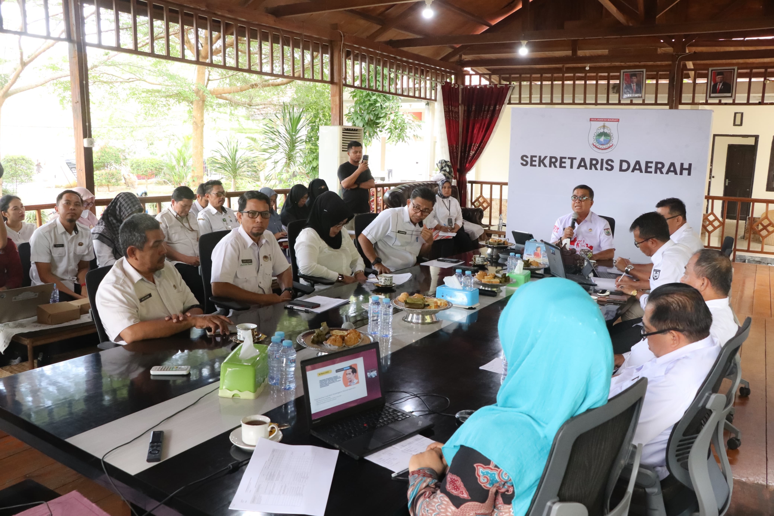 Buka FGD Penyusunan RAD Layanan Kepemudaan, Sekprov Sulbar: Ratusan Ribu Pemuda Kita Harus kuat