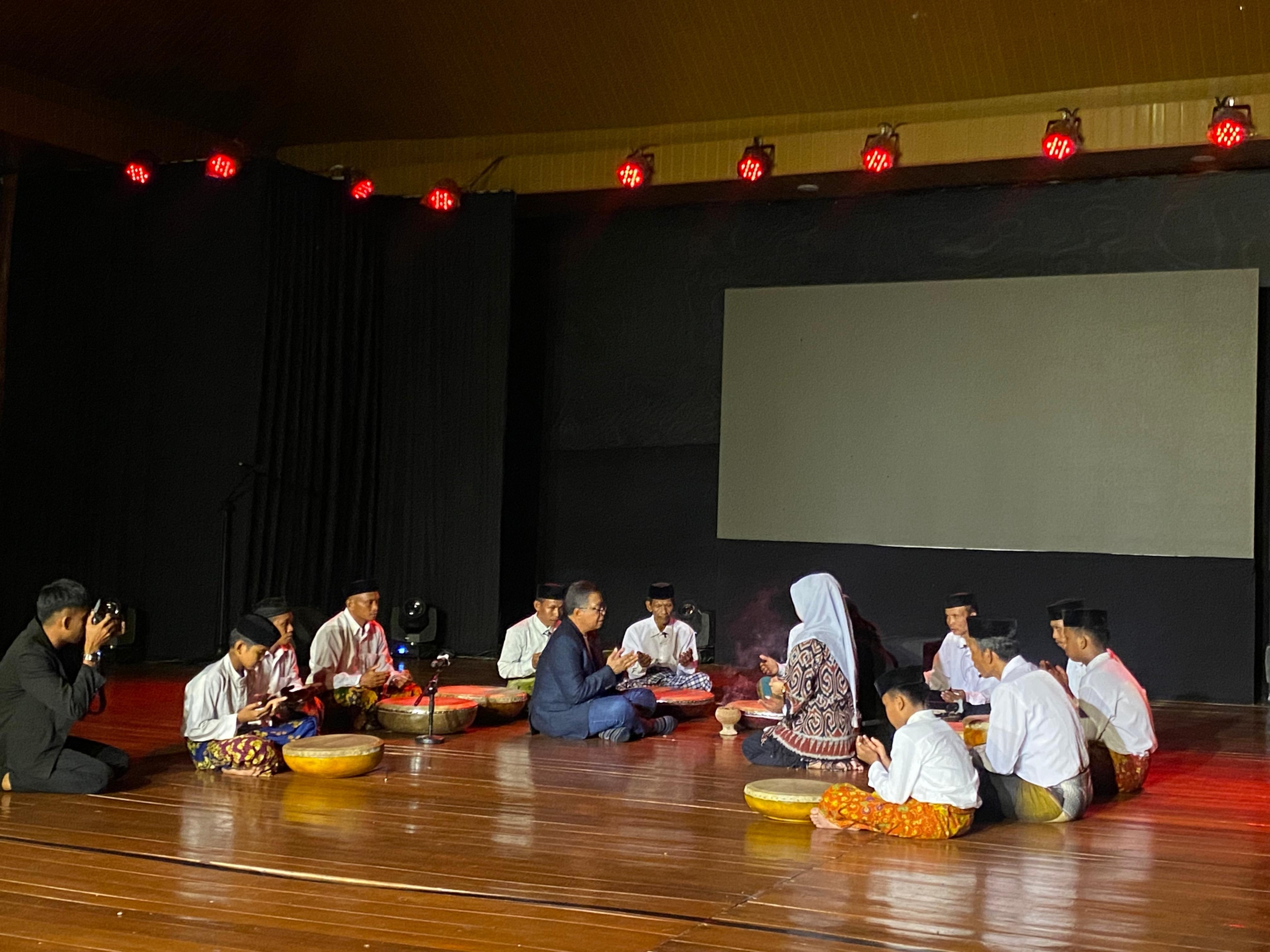 Hadiri Temu Teater Se-Sulbar, Sekprov: Sesuai Spirit Dimiliki Sulbar yang Memiliki Banyak Cerita Menarik untuk Diekspos