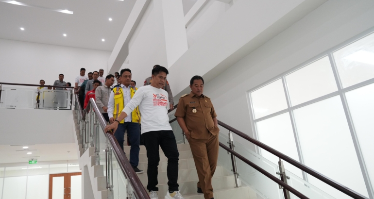 Resmikan Gedung DPRD Sulbar Tahan Gempa, Pj Bahtiar: Terimakasih Presiden