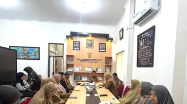 Rapat bersama Bidang Sekretariat
