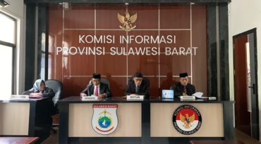 Hari Kedua Sidang : KI Sulbar Sidangkan Lima Permohonan Penyelesaian Sengketa Informasi