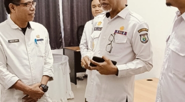 Lanjutkan Gerakan Sapaan dan Obrolan Pagi Pasca Cuti Lebaran, Plh. Sekprov Herdin Pacu Kinerja OPD