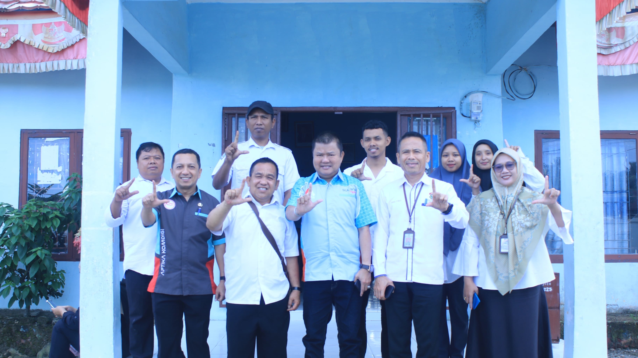 Kominfo Sulbar dan Kominfo Mateng Tinjau Desa Wae Puteh sebagai Pilot Project Desa Digital